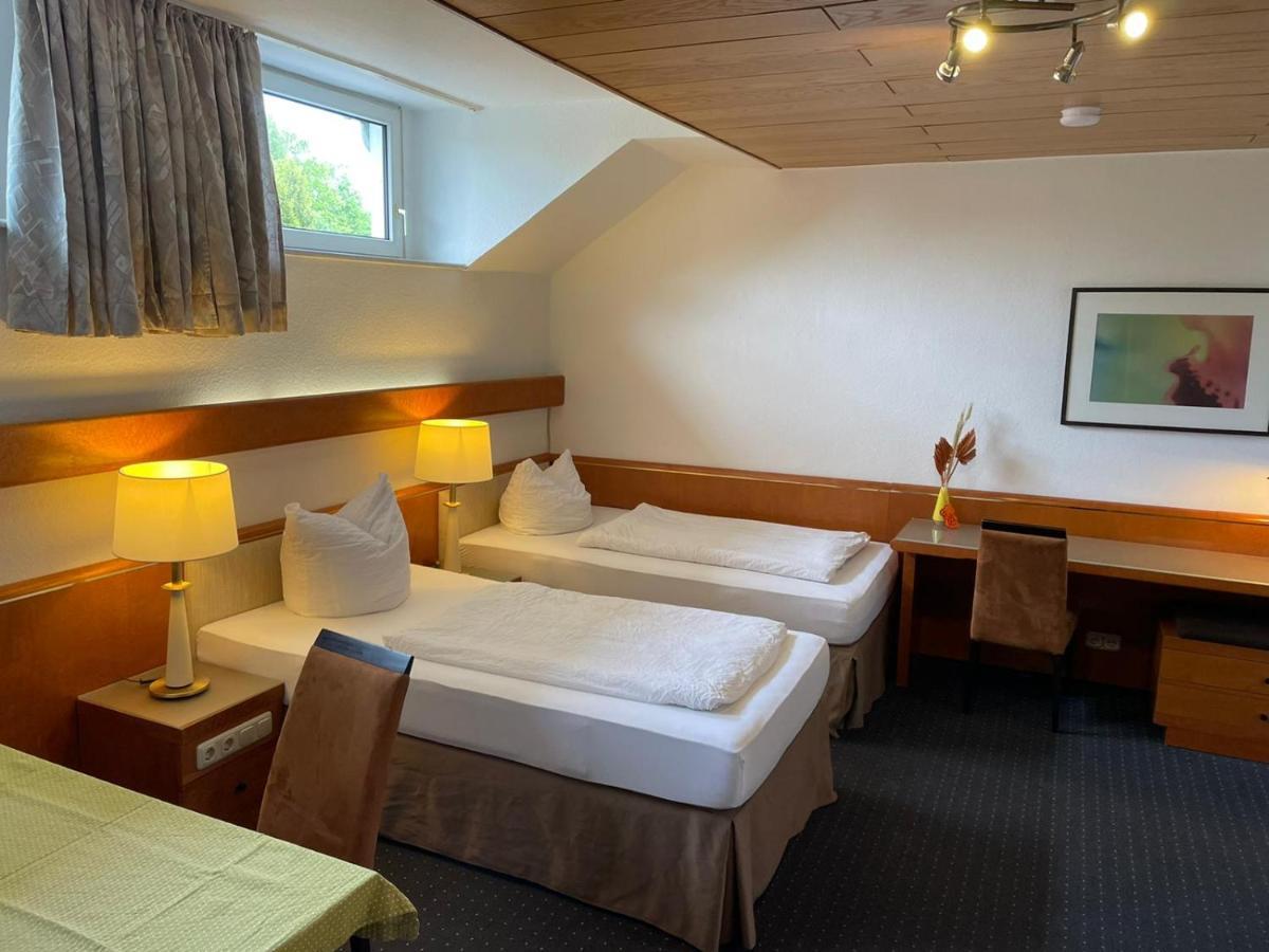 Gaestezimmer Gasthof Becker Hotel Wulfrath Exterior photo