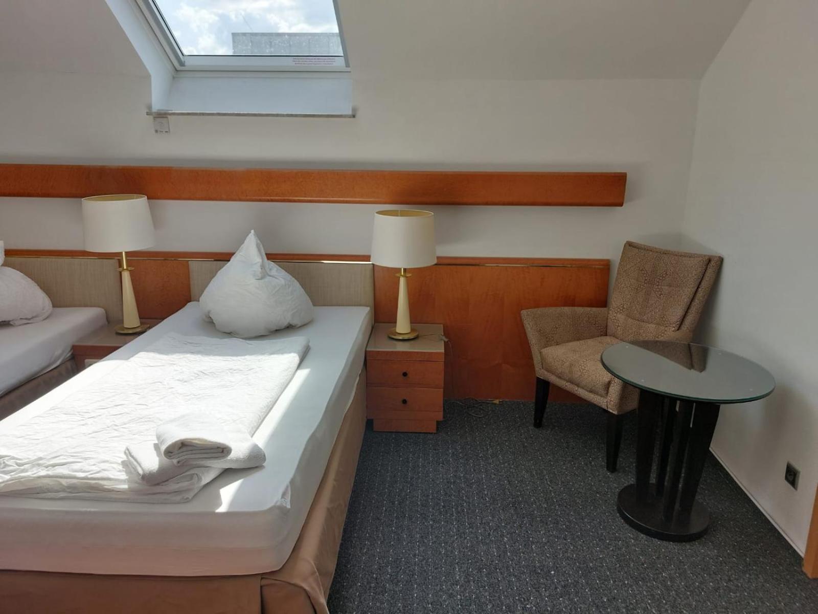 Gaestezimmer Gasthof Becker Hotel Wulfrath Exterior photo