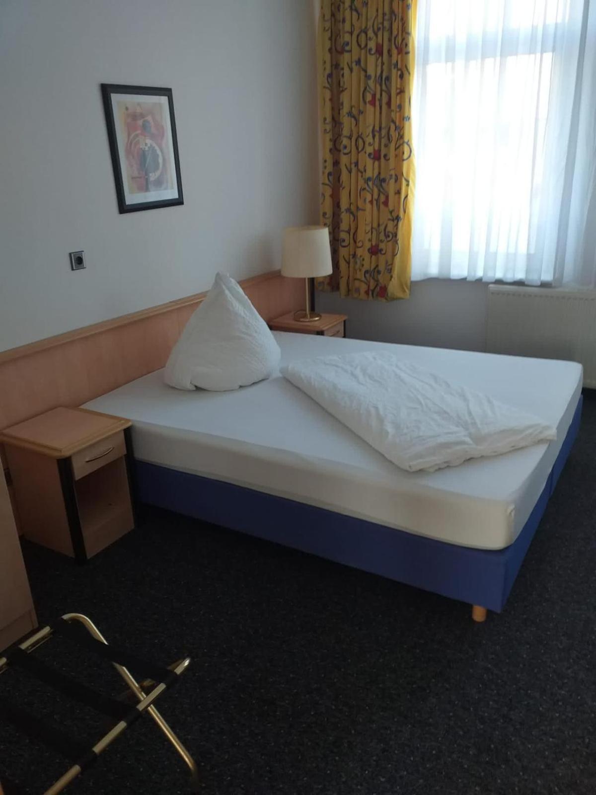 Gaestezimmer Gasthof Becker Hotel Wulfrath Exterior photo