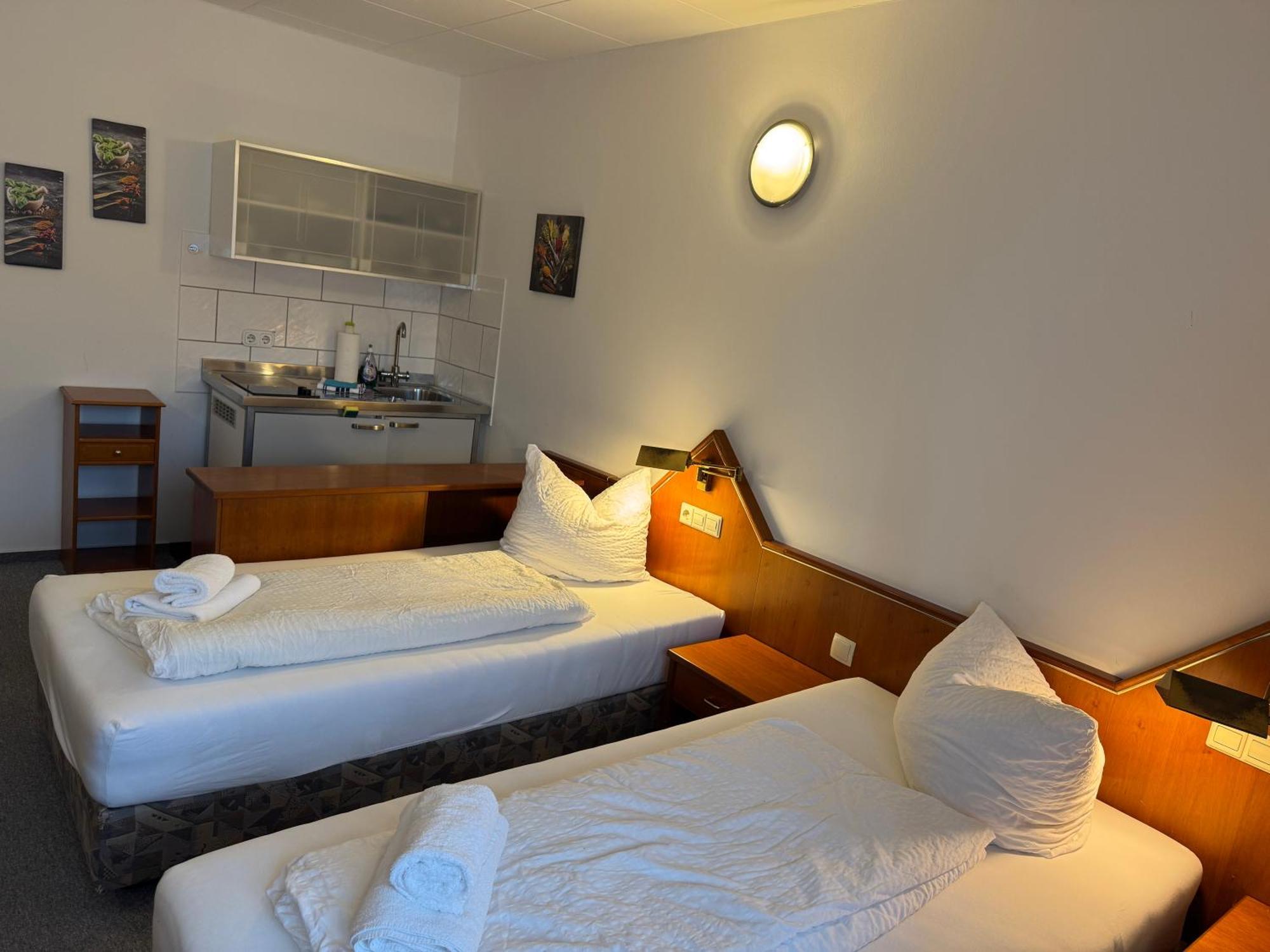 Gaestezimmer Gasthof Becker Hotel Wulfrath Exterior photo