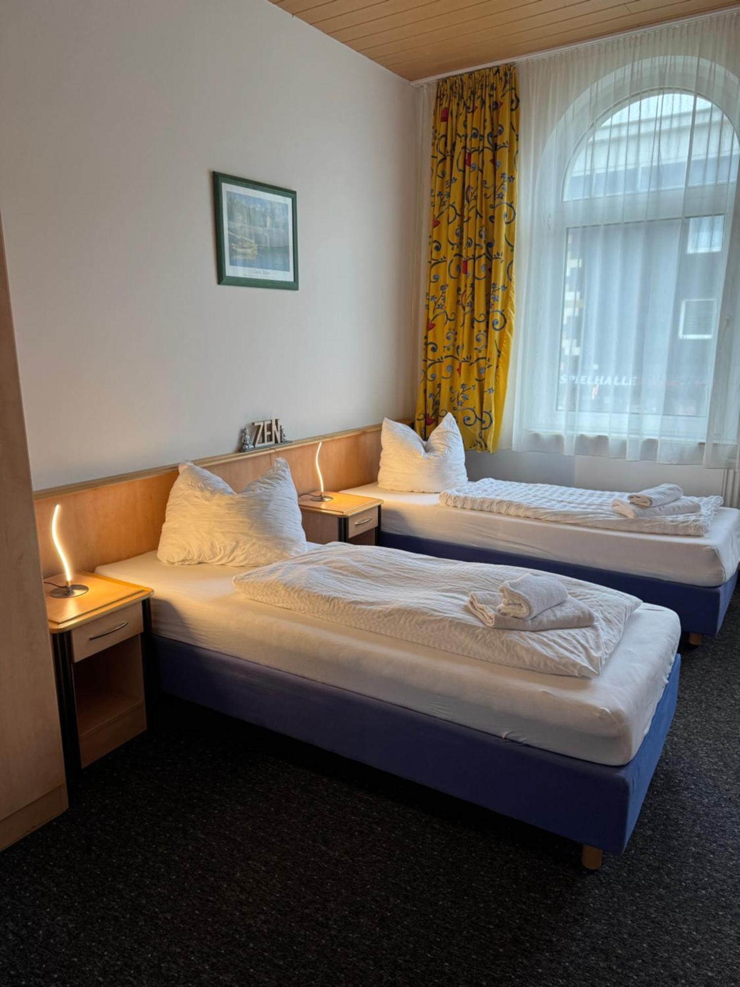 Gaestezimmer Gasthof Becker Hotel Wulfrath Exterior photo