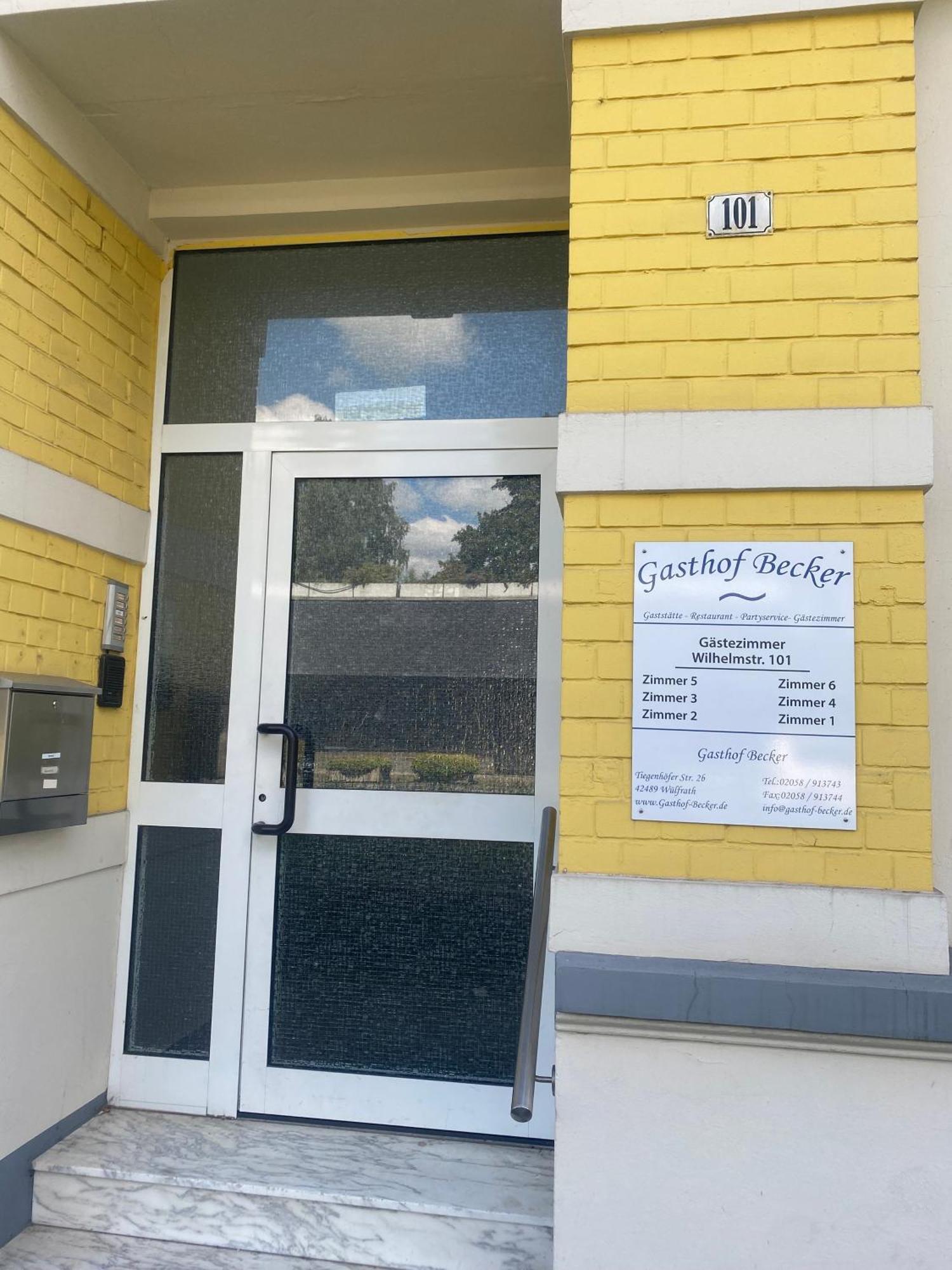Gaestezimmer Gasthof Becker Hotel Wulfrath Exterior photo